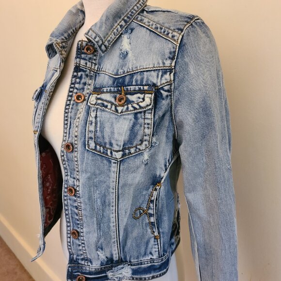 White Crow Red Bandana Distressed Jean Jacket - Picture 4 of 10